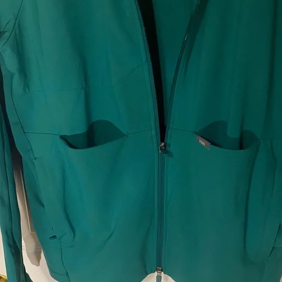 Figs Men's Teal Lightweight Jacket - Picture 3 of 7